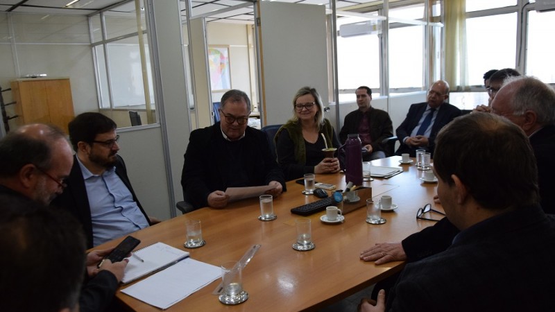 Reunião de definição foi realizada na SGGE com integrantes da Selt e prefeitos da região beneficiada